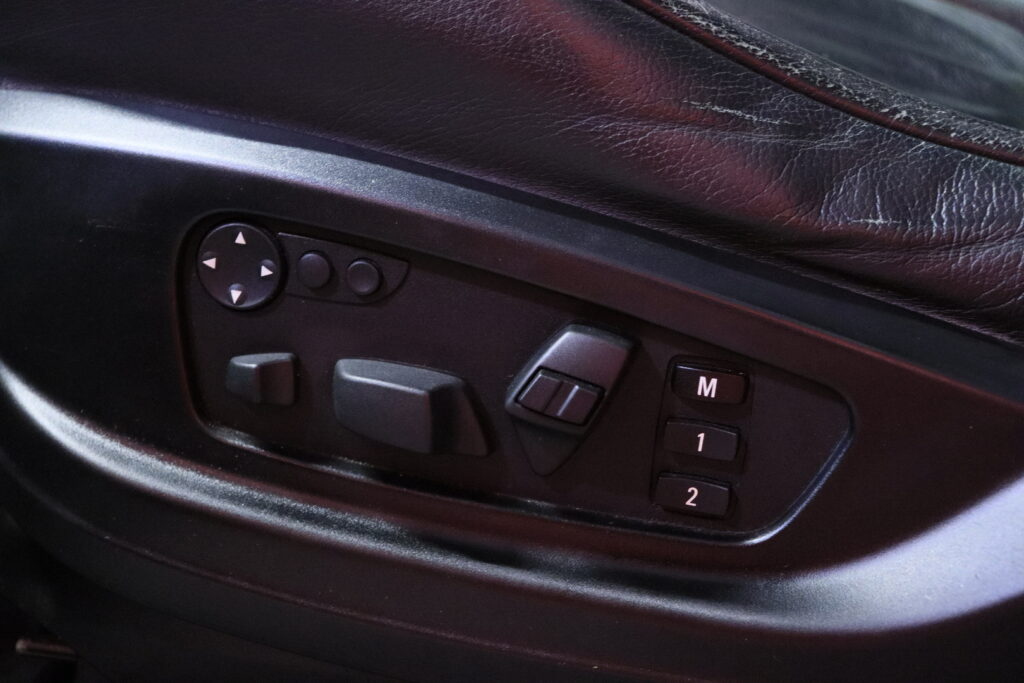 BMW - X6 - A E71 xDrive35d // Myydään huutokaupat.com BMW - X6 - A E71 xDrive35d // Myydään huutokaupat.com - Maastoauto