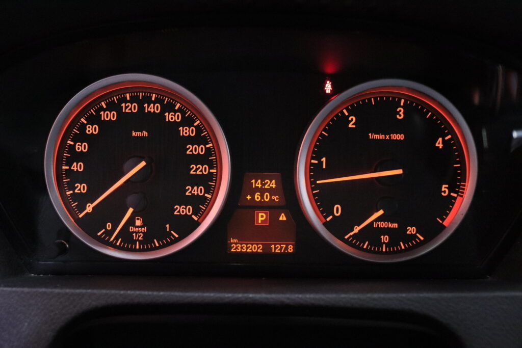 tuotekuva-BMW-X6-YVM-315-2026-03-25-150022-25 tuotekuva-BMW-X6-YVM-315-2026-03-25-150022-25