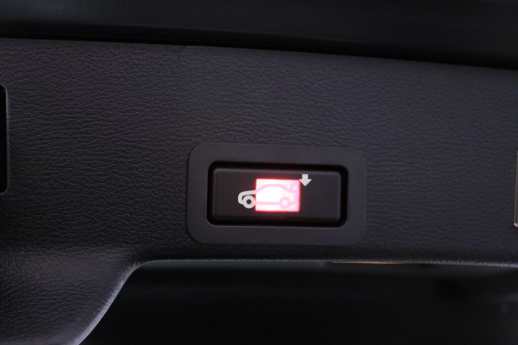 tuotekuva-BMW-X6-YVM-315-2026-03-25-150022-33 tuotekuva-BMW-X6-YVM-315-2026-03-25-150022-33