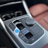 BMW - i4 - eDrive40 / ACC / H&K / 360 / Comfort Access // Adapt M sport alusta // Ambient Valopaketti // - Sedan