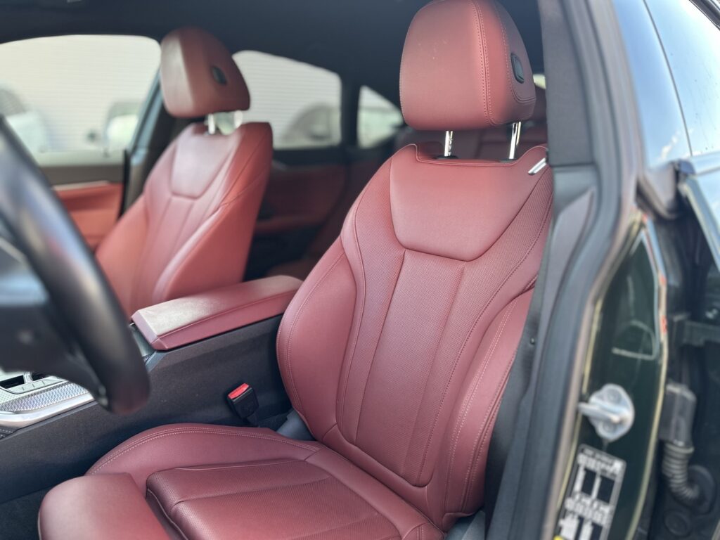 BMW - i4 - eDrive40 / ACC / H&K / 360 / Comfort Access // Adapt M sport alusta // Ambient Valopaketti // BMW - i4 - eDrive40 / ACC / H&K / 360 / Comfort Access // Adapt M sport alusta // Ambient Valopaketti // - Sedan