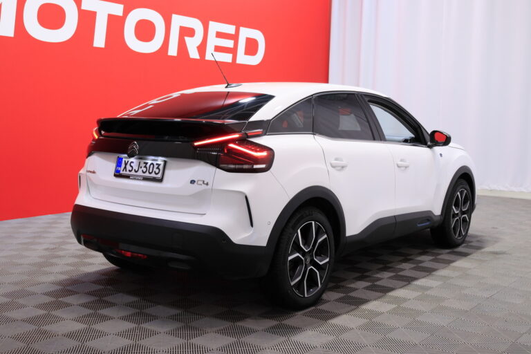 Citroen - e-C4 - 136 Shine Comfort Selection 50 kWh - Viistoperä