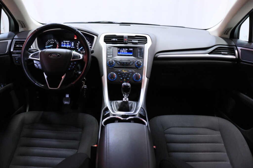 Ford - Mondeo - 1,0 EcoBoost 125hv M6 Trend 5D Ford - Mondeo - 1,0 EcoBoost 125hv M6 Trend 5D - Viistoperä