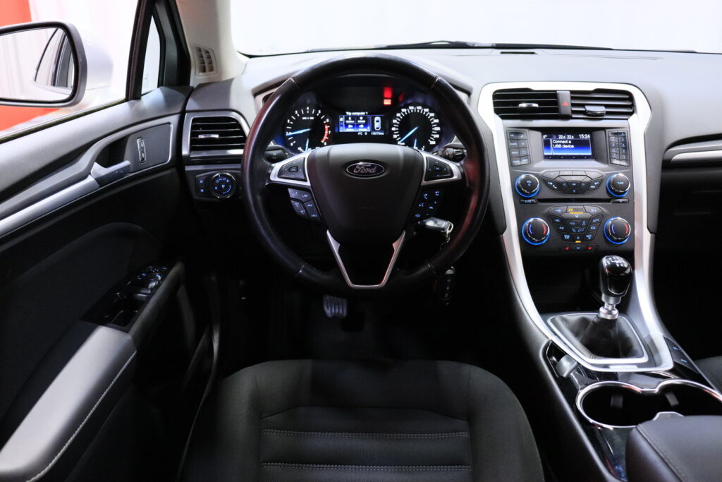 Ford - Mondeo - 1,0 EcoBoost 125hv M6 Trend 5D Ford - Mondeo - 1,0 EcoBoost 125hv M6 Trend 5D - Viistoperä