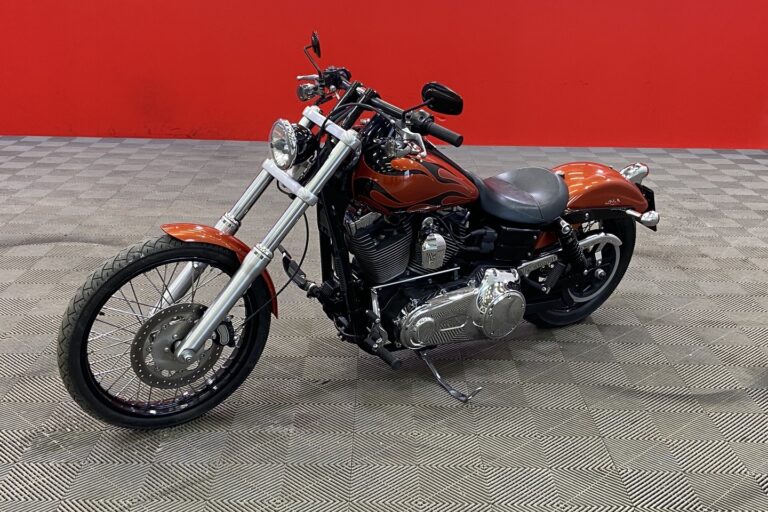 Harley-Davidson - DYNA - FXDWG Dyna Wide Glide // Juuri saapunut! / Vance & Hines // - Moottoripyörä