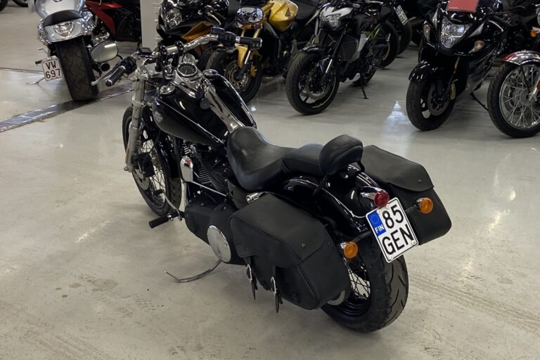 Harley-Davidson - DYNA - FXDWG Dyna Wide Glide // Huoltokirja / Sivulaukut / Juuri saapunut! // - Moottoripyörä