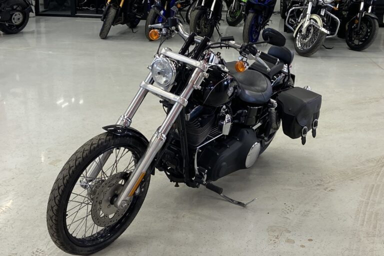 Harley-Davidson - DYNA - FXDWG Dyna Wide Glide // Huoltokirja / Sivulaukut / Juuri saapunut! // - Moottoripyörä