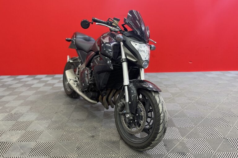 Honda - CB - 1000R // Juuri Saapunut! / Suomi-pyörä / Huoltokirja / Tangonpääpeilit // - Moottoripyörä