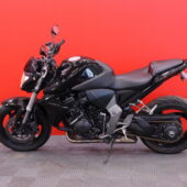 Honda - CB - 1000R // Huoltokirja / IXIL / Suomi-pyörä // - Moottoripyörä