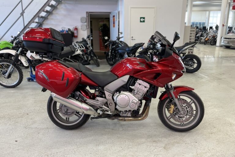 Honda - CBF - 1000s ABS // Juuri Saapunut! / 3x Laukut / Huoltokirja // - Moottoripyörä