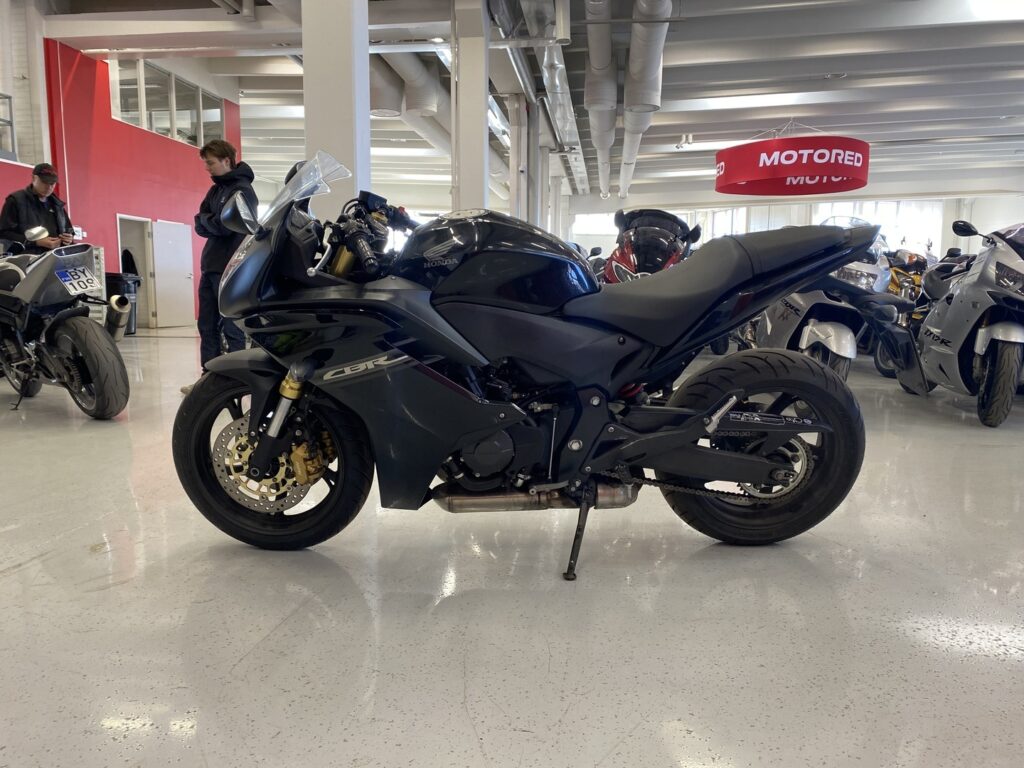 Honda - CBR - 600 F // 2-Om Suomi-pyörä / ABS / Hyvät renkaat! // Honda - CBR - 600 F // 2-Om Suomi-pyörä / ABS / Hyvät renkaat! // - Moottoripyörä