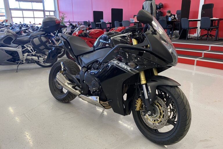 Honda - CBR - 600 F // 2-Om Suomi-pyörä / ABS / Hyvät renkaat! // - Moottoripyörä