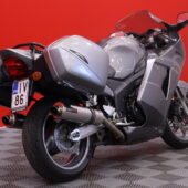 Honda - CBR - 1100 XX Super Blackbird // Suomi-Pyörä / Laukut / Dominator Sliparit! / Vähän ajettu! // - Moottoripyörä