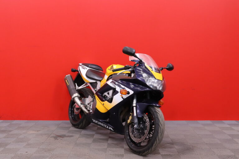 Honda - CBR - 900 RR Fireblade // Akrapovic / Myydään huutokaupat.com! // - Moottoripyörä