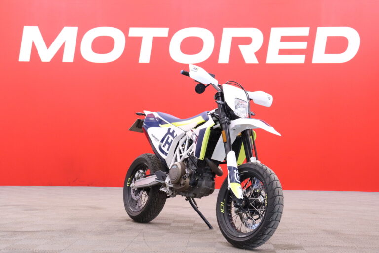 Husqvarna - 701 - Supermoto // Juuri Saapunut! / Suomi-pyörä / Huoltokirja / Akrapovic / ABS // - Moottoripyörä