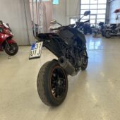 KTM - 1290 - Super Duke R // Juuri Saapunut / Tech- ja Track pack / Akrapovic // - Moottoripyörä