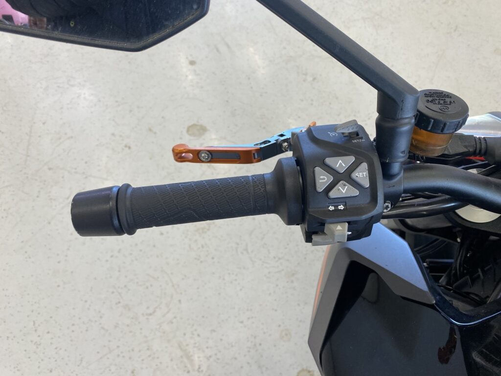 KTM - 1290 - Super Duke R // Juuri Saapunut / Tech- ja Track pack / Akrapovic // KTM - 1290 - Super Duke R // Juuri Saapunut / Tech- ja Track pack / Akrapovic // - Moottoripyörä