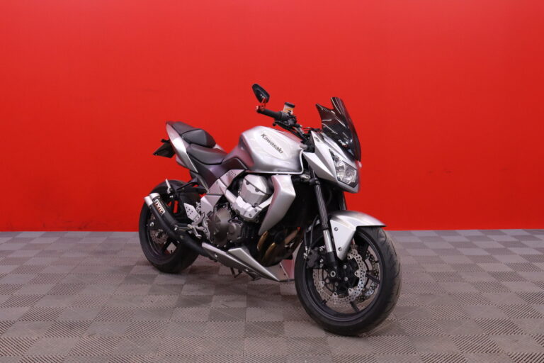 Kawasaki - Z - 750 // Huoltokirja / Suomipyörä / IXIL // - Moottoripyörä
