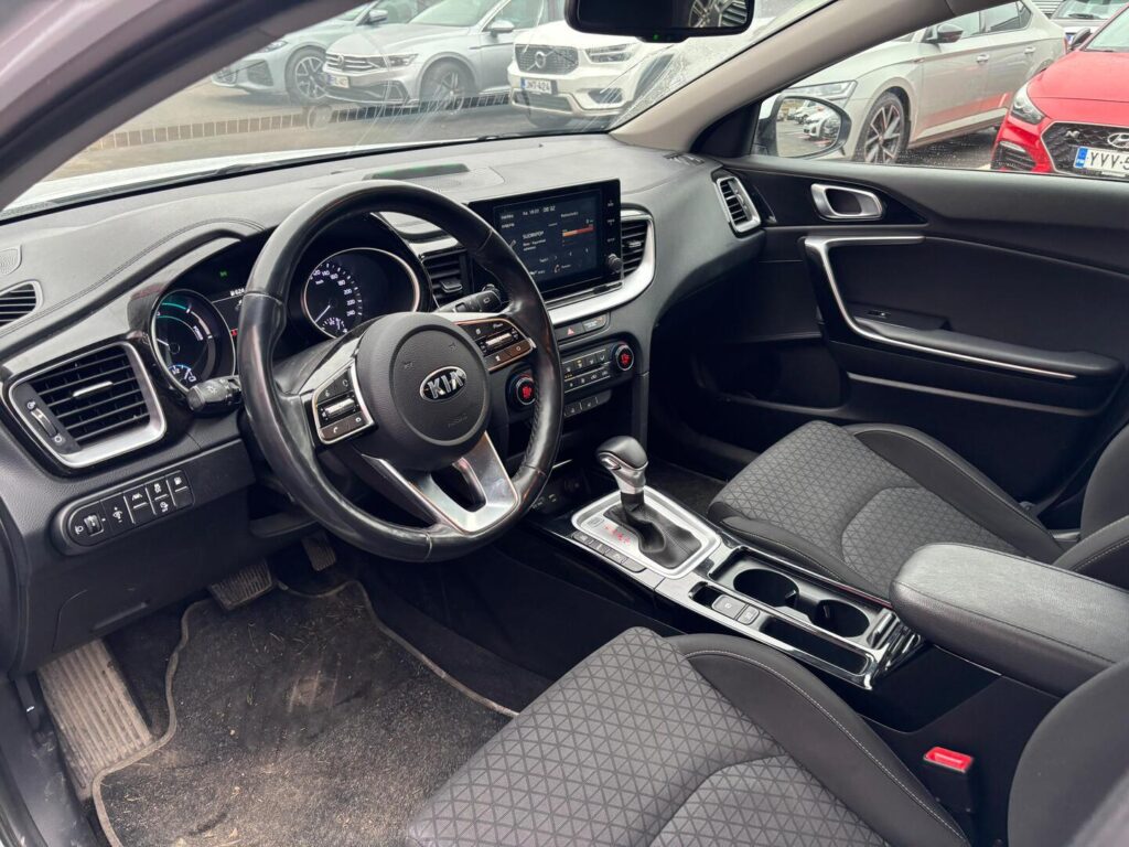 Kia - Ceed - 1,6 GDI Plug-In Hybrid EX SW DCT Kia - Ceed - 1,6 GDI Plug-In Hybrid EX SW DCT - Farmari