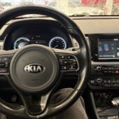 Kia - Niro - 1,6 GDI Hybrid Business Premium DCT // ACC / Kamera / JBL / Vetokoukku / LED / Lohko // - Farmari