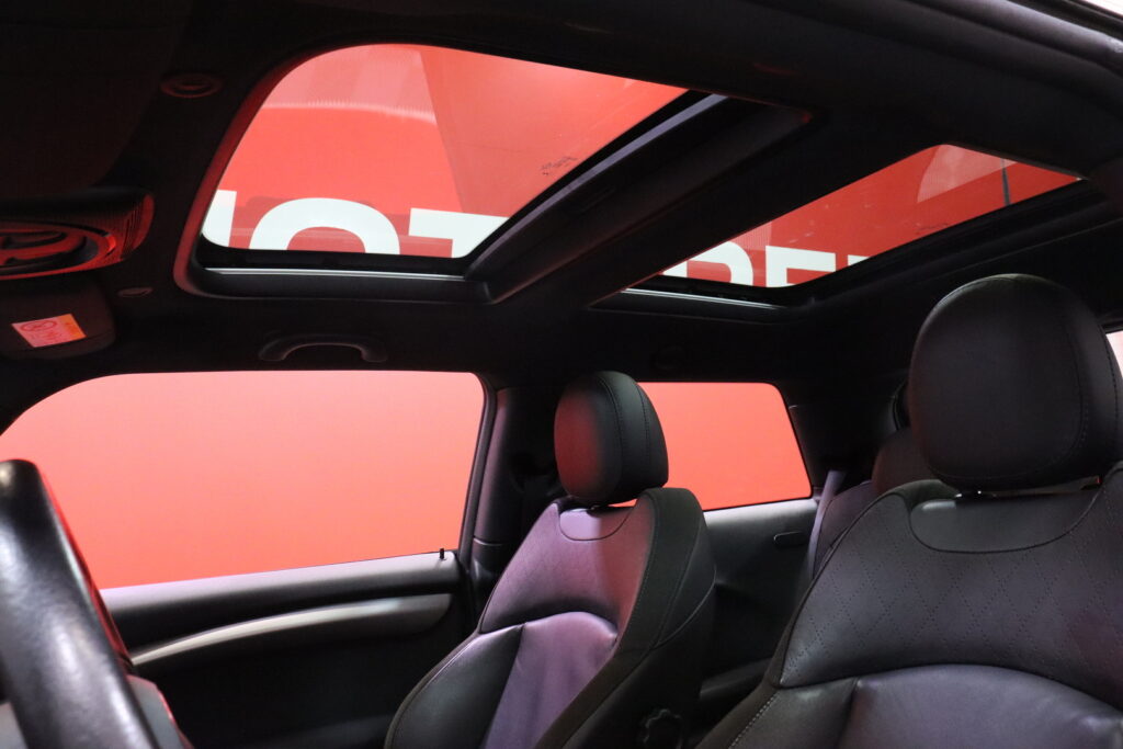 tuotekuva-MINI-COOPER-KNS-768-2026-01-23-122102-32 tuotekuva-MINI-COOPER-KNS-768-2026-01-23-122102-32