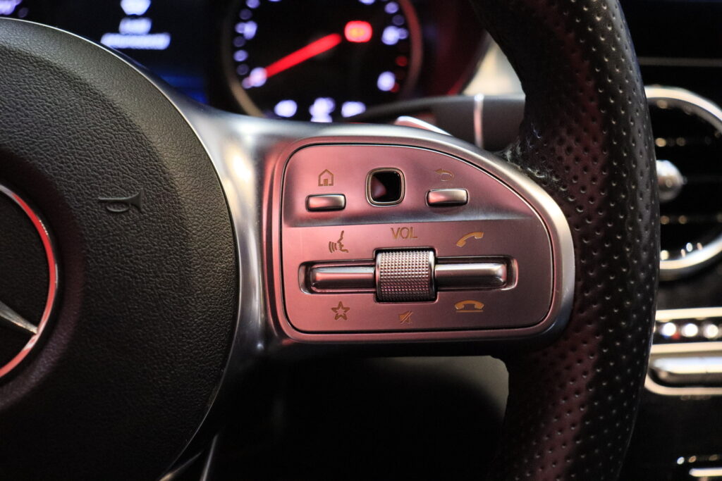 Mercedes-Benz - C - 220 d T A Business AMG // Distronic pro / Aktiv. Kaista-avustin / AMG Paketit / P.Kamera / Sporttipenkit / CarPlay / Mercedes-Benz - C - 220 d T A Business AMG // Distronic pro / Aktiv. Kaista-avustin / AMG Paketit / P.Kamera / Sporttipenkit / CarPlay / - Farmari