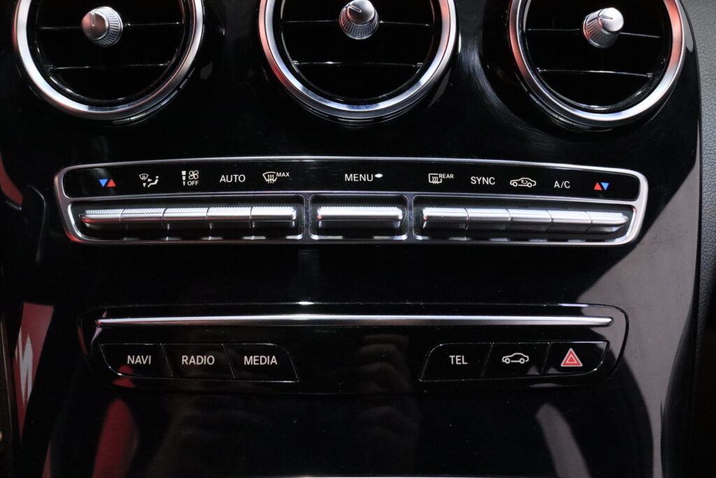 tuotekuva-Mercedes-Benz-C-RVV-915-2026-03-05-100104-24 tuotekuva-Mercedes-Benz-C-RVV-915-2026-03-05-100104-24