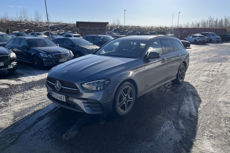 Mercedes-Benz - E - 300 de 4MATIC T A Business AMG EQ Power - Farmari