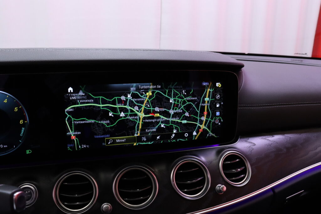 tuotekuva-Mercedes-Benz-E-LTB-565-2026-03-12-161104-25 tuotekuva-Mercedes-Benz-E-LTB-565-2026-03-12-161104-25