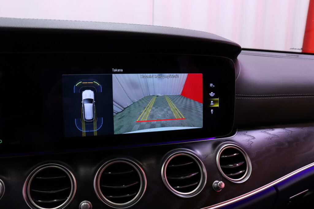 tuotekuva-Mercedes-Benz-E-LTB-565-2026-03-12-161104-26 tuotekuva-Mercedes-Benz-E-LTB-565-2026-03-12-161104-26