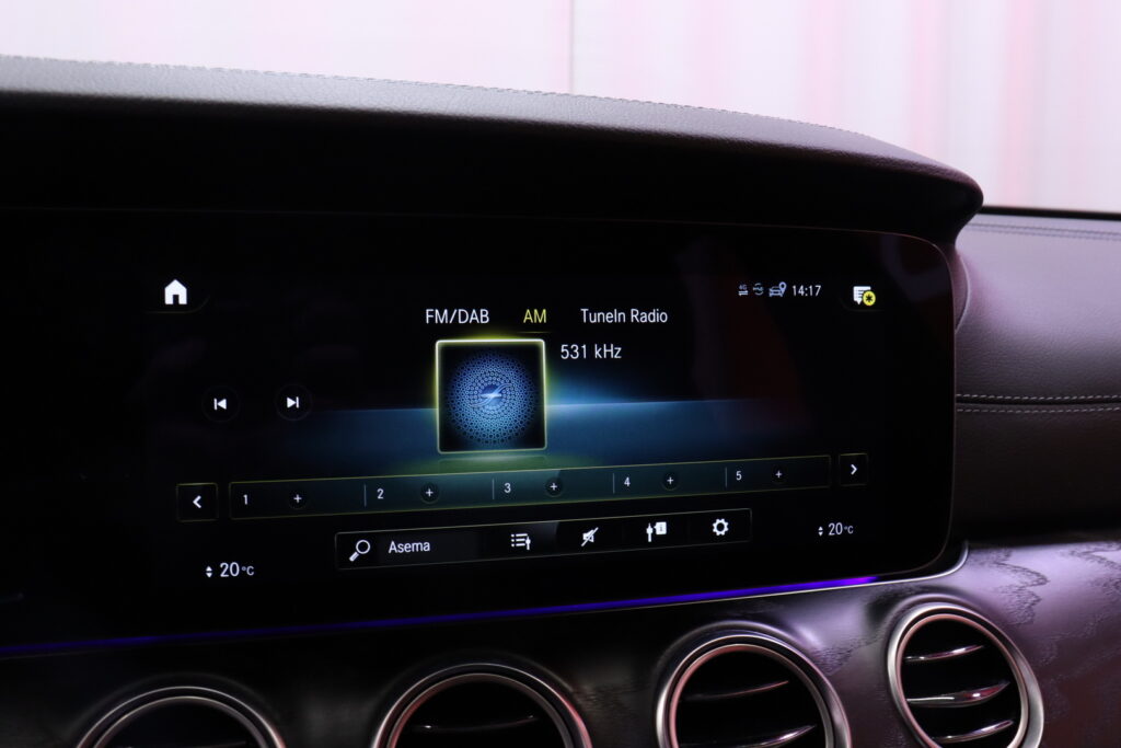 tuotekuva-Mercedes-Benz-E-LTB-565-2026-03-12-161104-27 tuotekuva-Mercedes-Benz-E-LTB-565-2026-03-12-161104-27