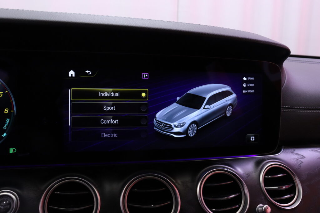 tuotekuva-Mercedes-Benz-E-LTB-565-2026-03-12-161104-34 tuotekuva-Mercedes-Benz-E-LTB-565-2026-03-12-161104-34