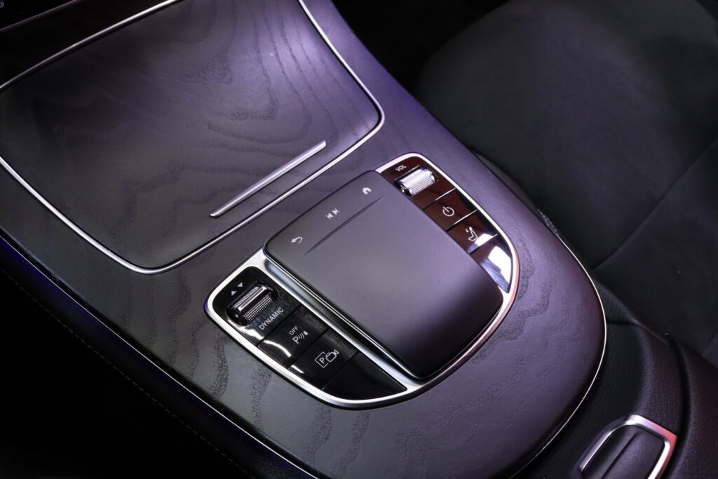 tuotekuva-Mercedes-Benz-E-LTB-565-2026-03-17-154005-33 tuotekuva-Mercedes-Benz-E-LTB-565-2026-03-17-154005-33