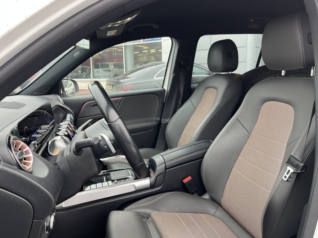 Mercedes-Benz - EQB - 300 4MATIC Business // 7-Paikkainen / Widescreen / Kamera / Mercedes Me / Mercedes-Benz - EQB - 300 4MATIC Business // 7-Paikkainen / Widescreen / Kamera / Mercedes Me / - Maastoauto