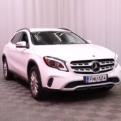 Mercedes-Benz - GLA - 180 A Premium Business // Suomi-auto / Juuri Huollettu! / IHC / Vakionopeudensäädin / Kamera / Style -paketti // - Maastoauto