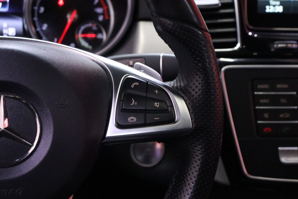 tuotekuva-Mercedes-Benz-GLE-JLY-886-2026-02-26-133503-22 tuotekuva-Mercedes-Benz-GLE-JLY-886-2026-02-26-133503-22