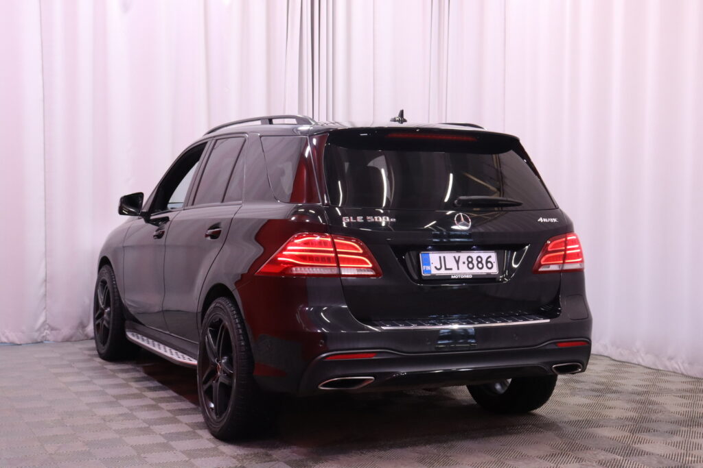 Mercedes-Benz - GLE - 500 e 4Matic AMG // Panoraama / Koukku / Sähkösäätöiset nahkapenkit / ILS Mercedes-Benz - GLE - 500 e 4Matic AMG // Panoraama / Koukku / Sähkösäätöiset nahkapenkit / ILS - Maastoauto