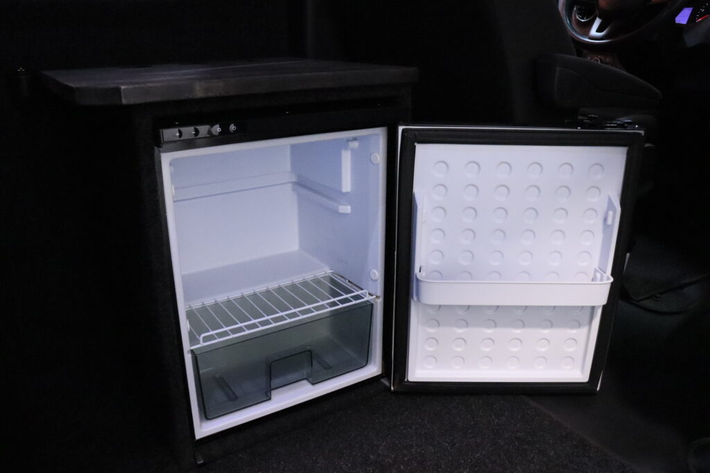 tuotekuva-Mercedes-Benz-Sprinter-SPJ-504-2026-03-03-121104-23 tuotekuva-Mercedes-Benz-Sprinter-SPJ-504-2026-03-03-121104-23