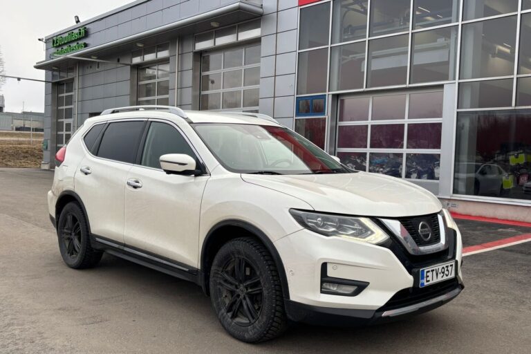 Nissan - X-Trail - dCi 130 Acenta 2WD Xtronic / FACELIFT / Nahat / 360° / Koukku / KeylessGO / VARUSTELTU !! - Maastoauto