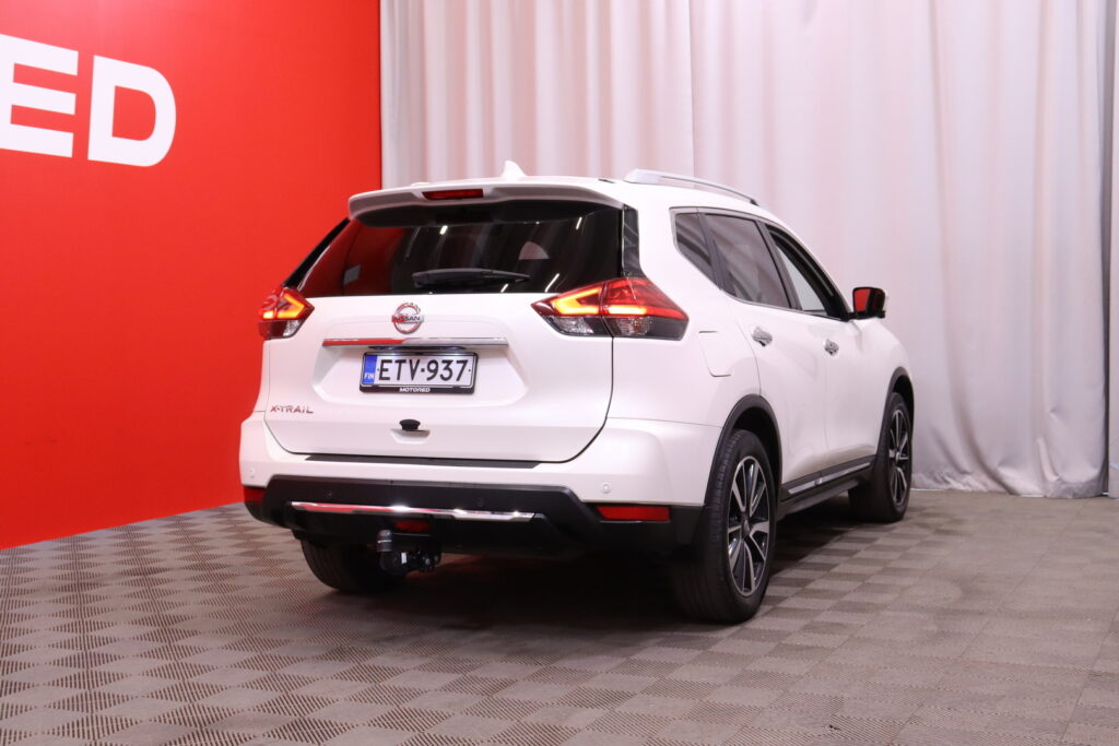 Nissan - X-Trail - dCi 130 Acenta 2WD Xtronic / FACELIFT / Nahat / 360° / Koukku / KeylessGO / VARUSTELTU !! Nissan - X-Trail - dCi 130 Acenta 2WD Xtronic / FACELIFT / Nahat / 360° / Koukku / KeylessGO / VARUSTELTU !! - Maastoauto