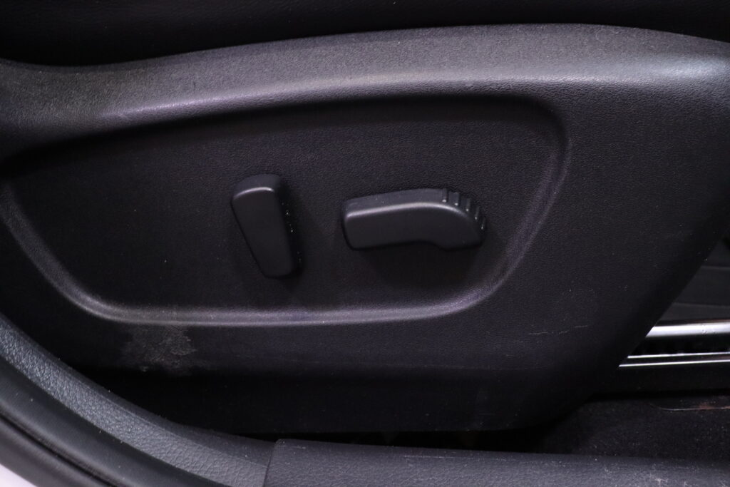 tuotekuva-Nissan-X-Trail-ETV-937-2026-03-31-161603-15 tuotekuva-Nissan-X-Trail-ETV-937-2026-03-31-161603-15