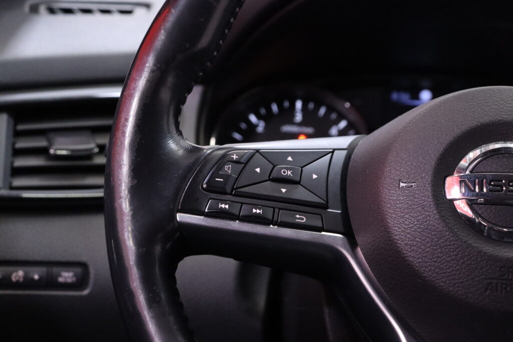 tuotekuva-Nissan-X-Trail-ETV-937-2026-03-31-161603-18 tuotekuva-Nissan-X-Trail-ETV-937-2026-03-31-161603-18