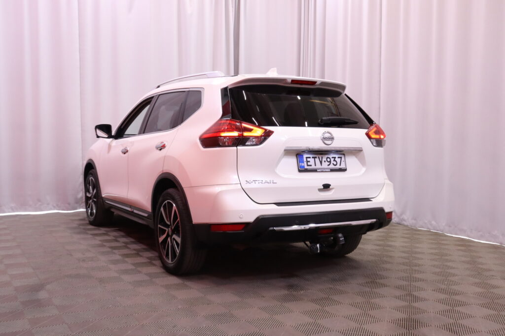 Nissan - X-Trail - dCi 130 Acenta 2WD Xtronic / FACELIFT / Nahat / 360° / Koukku / KeylessGO / VARUSTELTU !! Nissan - X-Trail - dCi 130 Acenta 2WD Xtronic / FACELIFT / Nahat / 360° / Koukku / KeylessGO / VARUSTELTU !! - Maastoauto