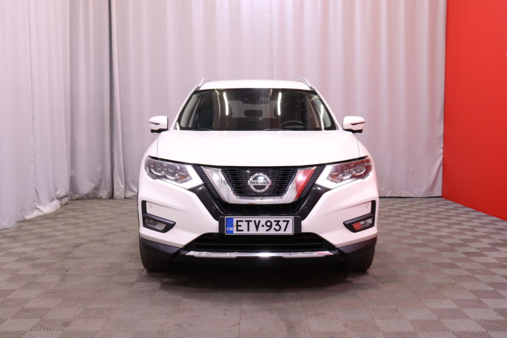 Nissan - X-Trail - dCi 130 Acenta 2WD Xtronic / FACELIFT / Nahat / 360° / Koukku / KeylessGO / VARUSTELTU !! Nissan - X-Trail - dCi 130 Acenta 2WD Xtronic / FACELIFT / Nahat / 360° / Koukku / KeylessGO / VARUSTELTU !! - Maastoauto