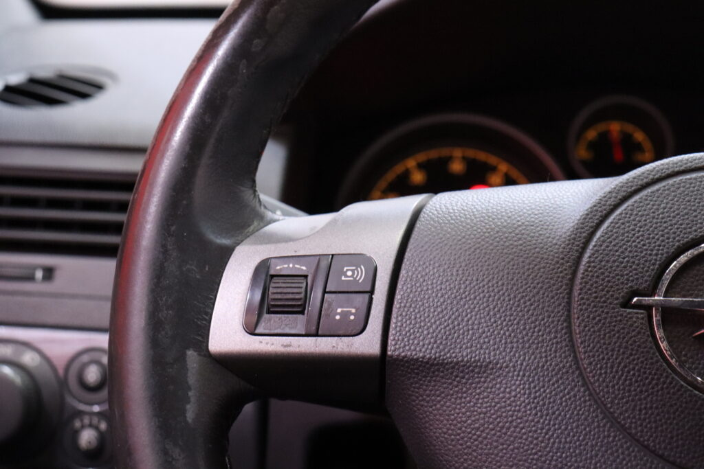 Opel - Astra - 5D ASTRA STW 1.8-AHL35/270 Opel - Astra - 5D ASTRA STW 1.8-AHL35/270 - Farmari