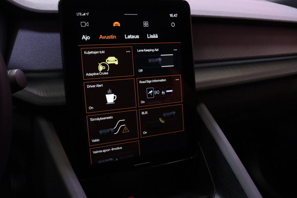 tuotekuva-Polestar-2-MRA-659-2026-03-12-170005-26 tuotekuva-Polestar-2-MRA-659-2026-03-12-170005-26