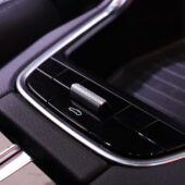 Porsche - Panamera - 4 E-Hybrid // Sport Chrono / PASM / Bose Premium / Panoraama / 360° kamera / Muistinahat // - Sedan