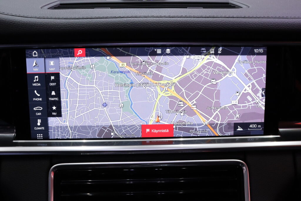 tuotekuva-Porsche-Panamera-ESC-835-2026-03-19-154505-29 tuotekuva-Porsche-Panamera-ESC-835-2026-03-19-154505-29