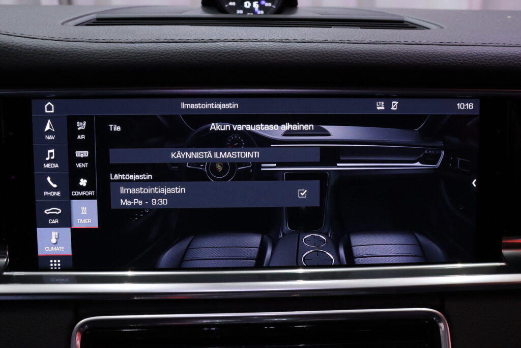 tuotekuva-Porsche-Panamera-ESC-835-2026-03-19-154505-34 tuotekuva-Porsche-Panamera-ESC-835-2026-03-19-154505-34