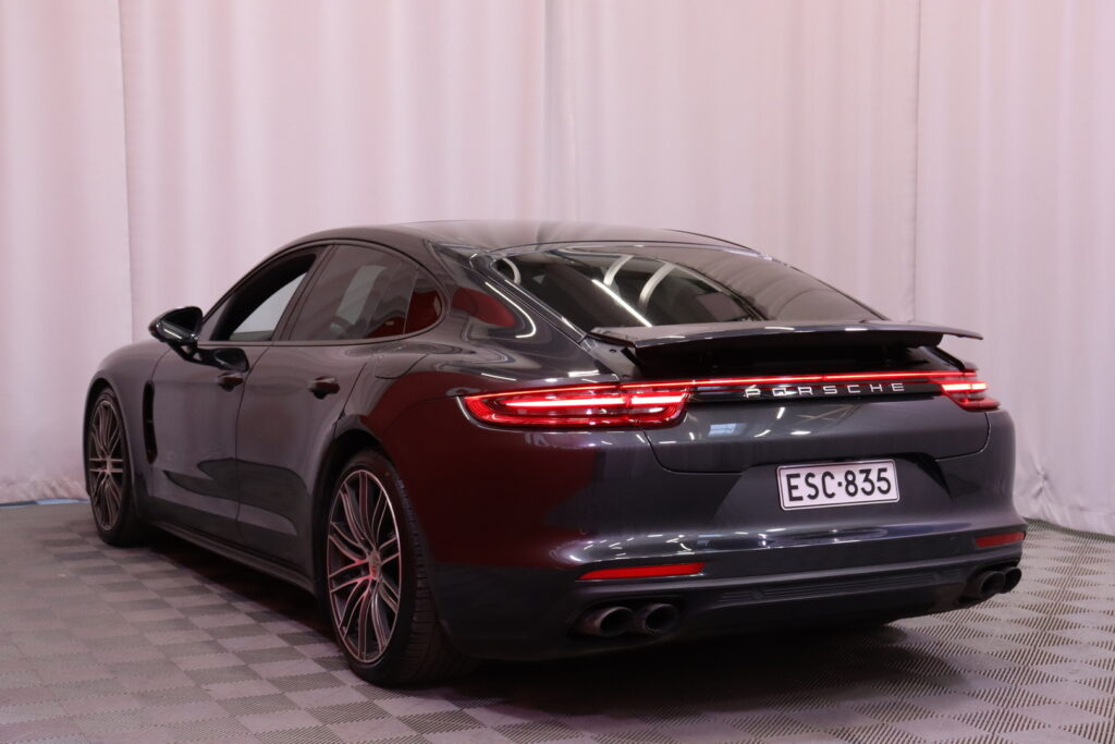 Porsche - Panamera - 4 E-Hybrid // Sport Chrono / PASM / Bose Premium / Panoraama / 360° kamera / Muistinahat // Porsche - Panamera - 4 E-Hybrid // Sport Chrono / PASM / Bose Premium / Panoraama / 360° kamera / Muistinahat // - Sedan